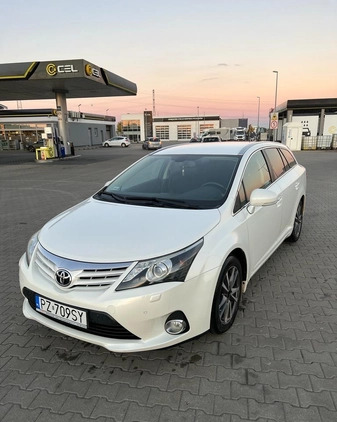 Toyota Avensis cena 31500 przebieg: 269000, rok produkcji 2014 z Golina małe 29